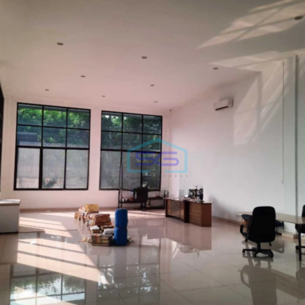 Dijual Gudang Ada Kantor Luas Bangunan  4438 m² Lokasi Kapuk Jakarta Utara-2