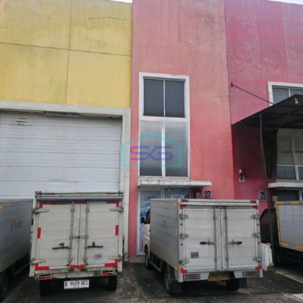 Dijual Cepat Gudang Luas Bangunan  192 m² di Cakung Jakarta Timur-1
