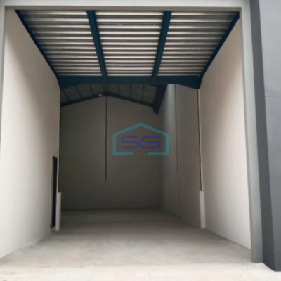 Disewakan Gudang Baru Luas Tanah 300 m² Lokasi Tangerang