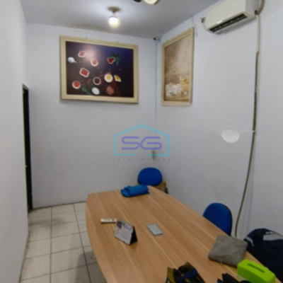 Disewakan Gudang Luas Bangunan 300 m² Lokasi Jelambar Jakarta Barat