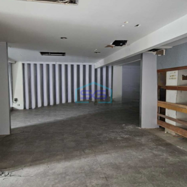 Disewakan Ruko 2 Lantai Luas Tanah 250 m² Lokasi Kebon Jeruk Jakarta Barat-1