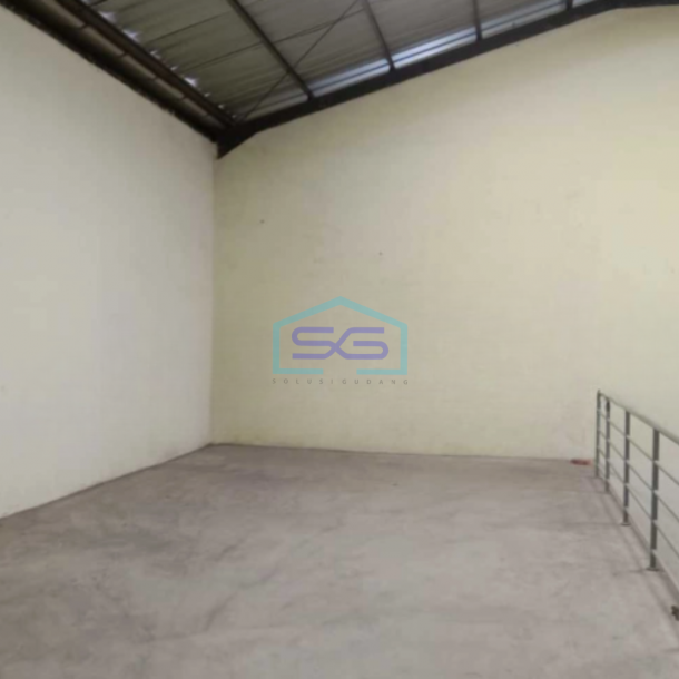 Disewakan Gudang Ada Kantor Luas Bangunan 350 m² Lokasi Cengkareng Jakarta Barat-3