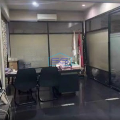 Disewakan Ruko Luas Bangunan  450 m² Lokasi Harmoni Jakarta Pusat