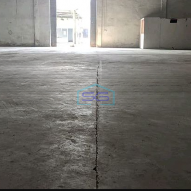Disewakan Gudang Murah Luas Tanah 1300 m² Lokasi Tangerang-1