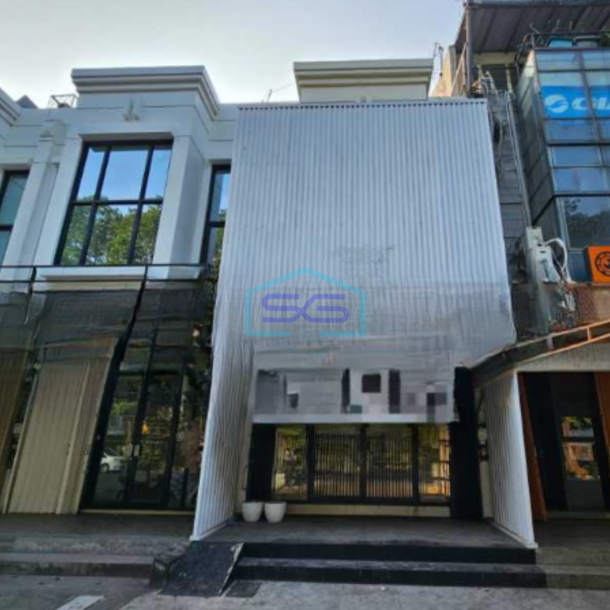 Disewakan Ruko 2 Lantai Luas Bangunan 126 m² Lokasi Kelapa Gading Jakarta Utara-1