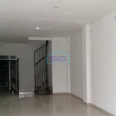 Disewakan Ruko 3 Lantai Luas Bangunan 300 m² Lokasi Kelapa Gading Jakarta Utara