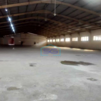 Disewakan Gudang Akses Container 40 Feet Luas Bangunan 2412 m² Lokasi Kramat Jati Jakarta Timur