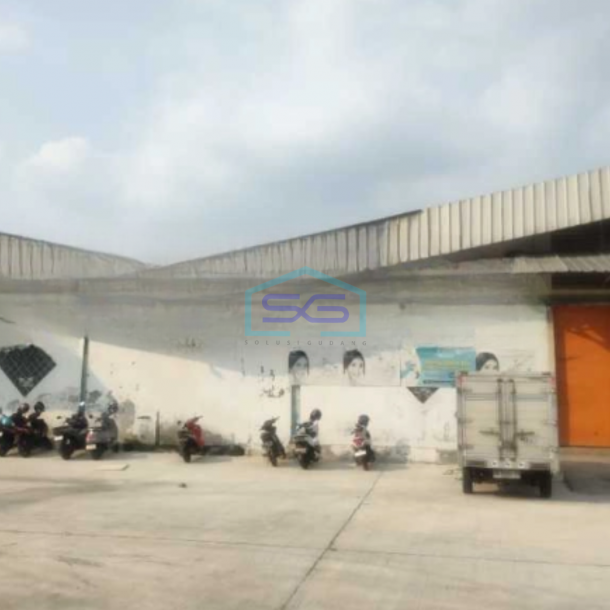 Disewakan Gudang Akses Container 40 Feet Luas Bangunan 2412 m² Lokasi Kramat Jati Jakarta Timur-2