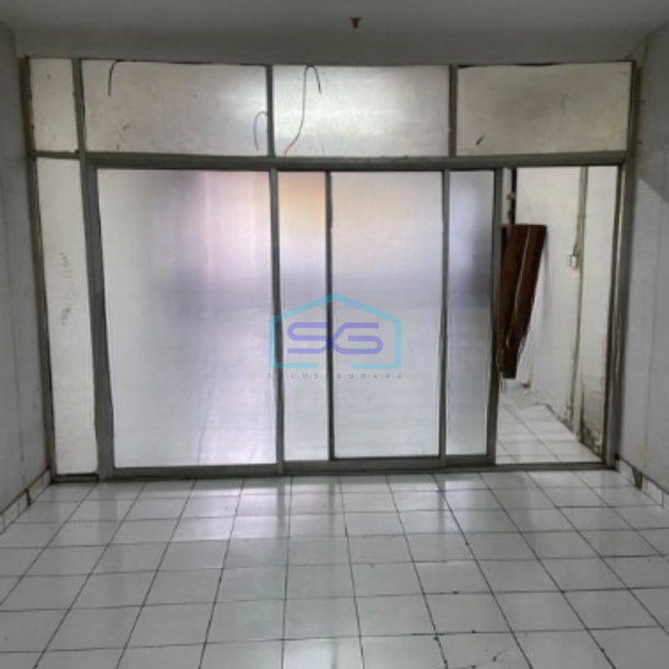 Dijual Cepat Gudang Ada Lift Barang Luas Tanah  1500 m² di Sunter Jakarta Utara-1