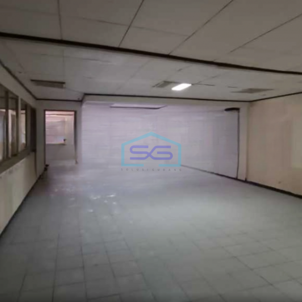 Disewakan Gudang Luas Bangunan 1040 m² Lokasi Pulo Gadung Jakarta Timur-1
