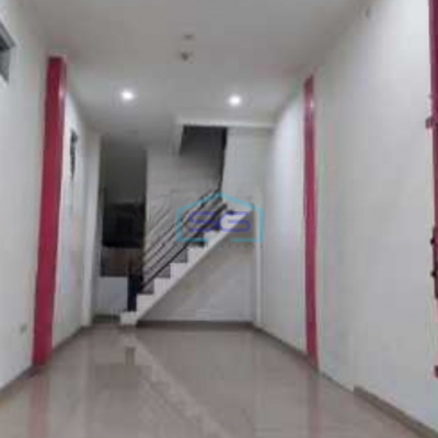 Disewakan Ruko Lokasi Pinggir Jalan di Kembangan Jakarta Barat