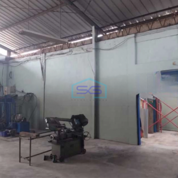 Dijual Gudang Luas Bangunan 280 m² Lokasi Sangat Strategis di Bekasi-2
