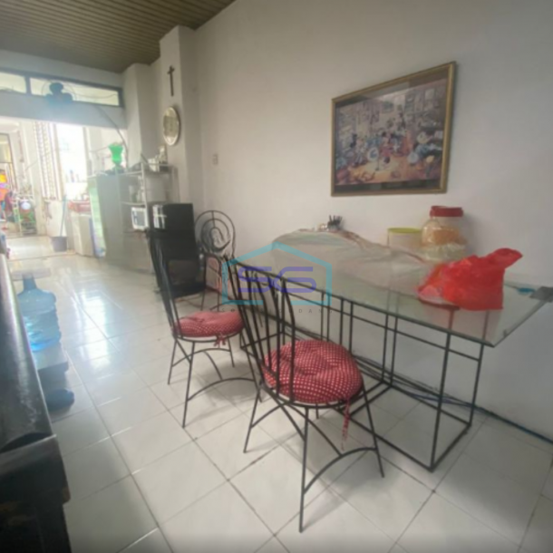 Disewakan Ruko Luas Tanah 216 m² Lokasi di Jakarta Barat-2