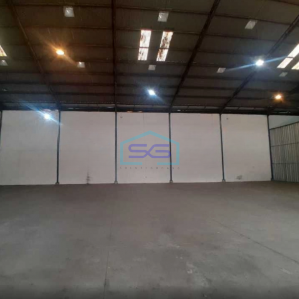 Disewakan Gudang Luas Tanah  1200 m² Lokasi Jakarta Utara-2