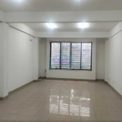 Disewakan Ruko Luas Bangunan  270 m² Lokasi di Jakarta Pusat