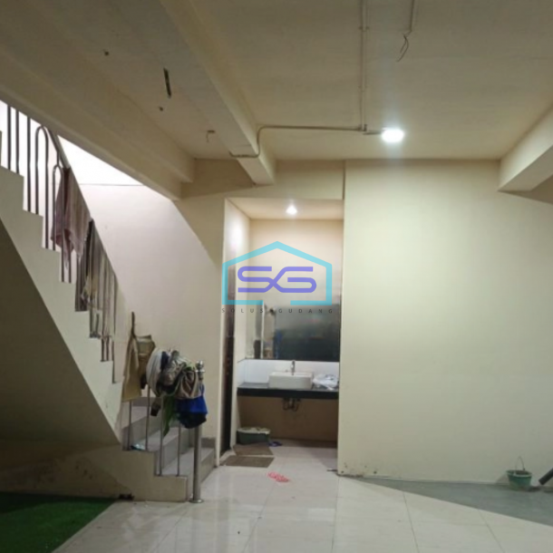 Disewakan Ruko Murah 2 Lantai Luas Bangunan  170 m² di Rawamangun Jakarta Timur-4