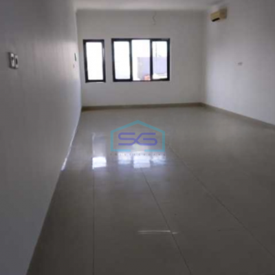 Disewakan Ruko 3 Lantai Luas Bangunan 192 m² Lokasi di Tomang Jakarta Barat