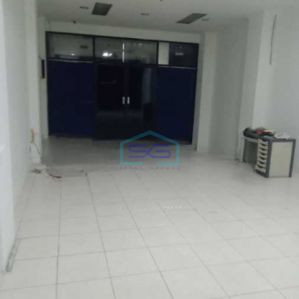 Disewakan Ruko Luas Bangunan 340 m² Lokasi di Cideng Jakarta Pusat-2