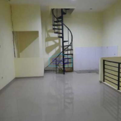 Dsewakan Ruko Luas Bangunan 297 m² Lokasi di Pluit Jakarta Timur