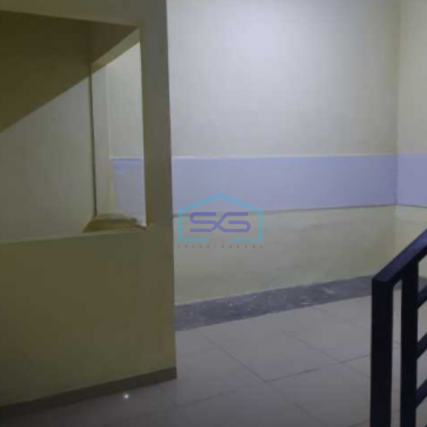 Dsewakan Ruko Luas Bangunan 297 m² Lokasi di Pluit Jakarta Timur-1