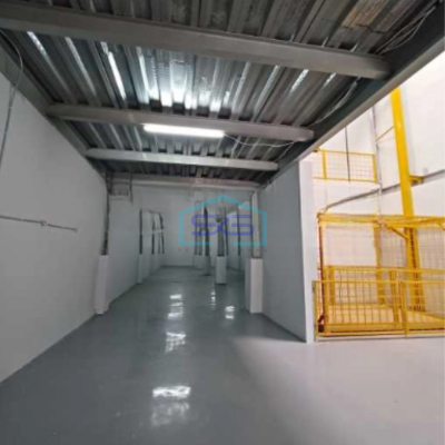 Disewakan Gudang Lokasi Strategis Luas Tanah 400 m² di Kalideres Jakarta Barat