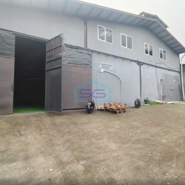 Disewakan Gudang Akses Container 40 Feet Luas Tanah  800 m² Lokasi di Tangerang-1