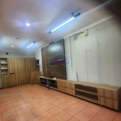 Disewakan Gudang Akses Container 20 Feet di Tangerang Luas Tanah  800 m²