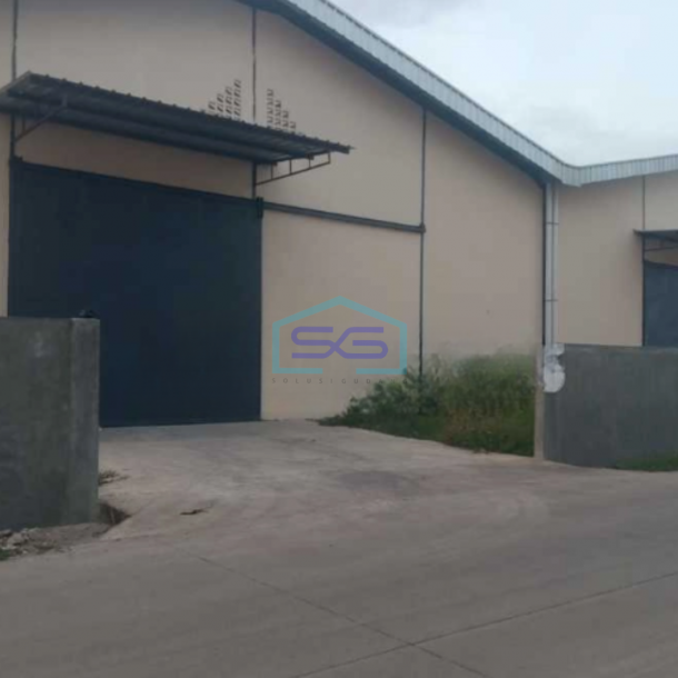 Disewakan Gudang Akses Container 40 Feet Luas Tanah  750 m² di Tangerang-1