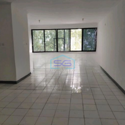 Disewakan Ruko Baru Direnovasi Luas Bangunan  300 m² di Sunter Jakarta Utara-4