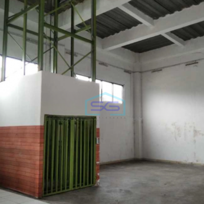 Disewakan Gudang 3 Lantai Luas Tanah  297 m² Lokasi di Batu Ceper Tangerang