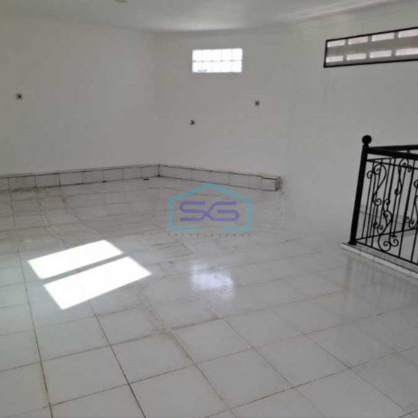 Disewakan Ruko Luas Bangunan  800 m² Lokasi di Grogol Jakarta Barat-3