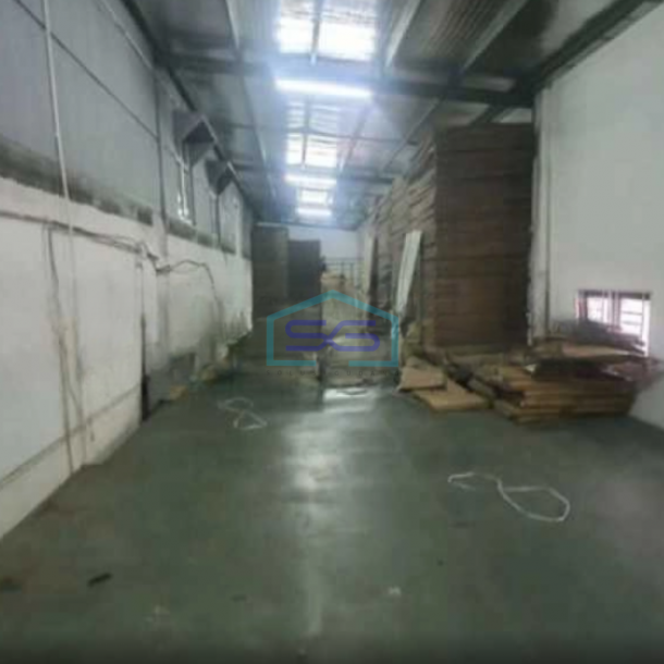 Disewakan Gudang Ada Lift Barang Luas Bangunan  1400 m²  di Cengkareng Jakarta Barat-3