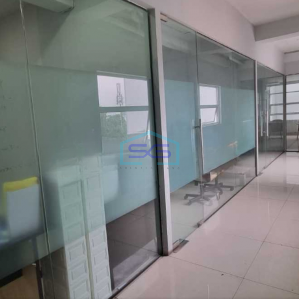 Disewakan Ruko Luas Tanah  300 m²  Lokasi di Pluit Jakarta Utara-3