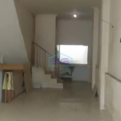 Disewakan Ruko Luas Bangunan 360 m² Lokasi di Jembatan Besi Jakarta Barat