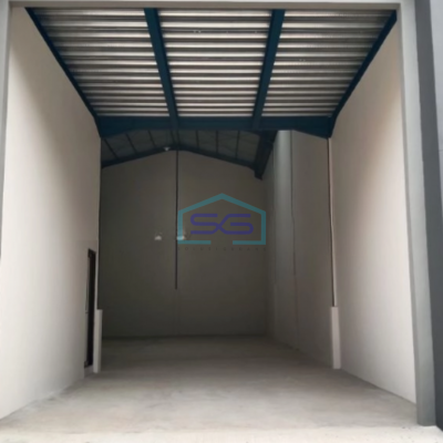 Disewakan Gudang Ada Kantor Luas Tanah  300 m² di Tangerang