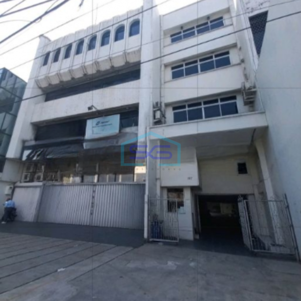 Disewakan Ruko Luas Tanah  1200 m² Lokasi di Jakarta Timur-1