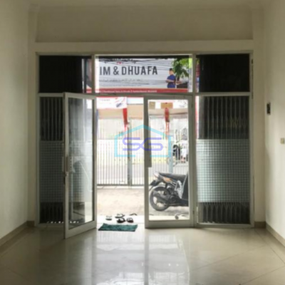 Dijual Cepat Ruko Luas Bangunan  110 m² Lokasi di Duren Sawit Jakarta Timur