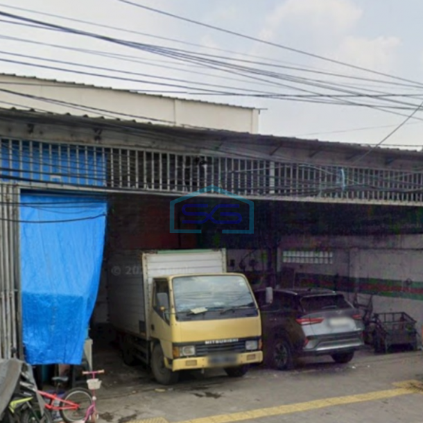 Disewakan Ruko 2 Lantai Luas Tanah 207 m² di Jakarta Timur-1