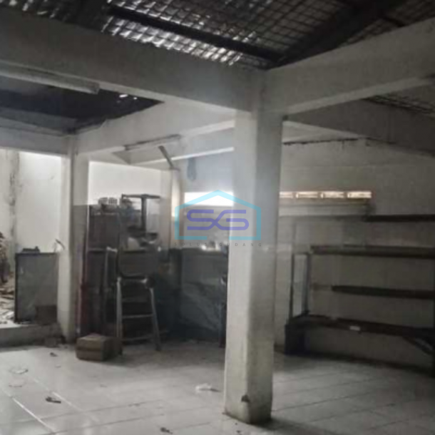 Disewakan Ruko 2 Lantai Luas Tanah 207 m² di Jakarta Timur-3