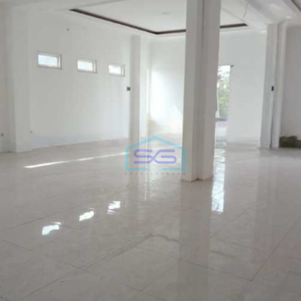 Disewakan Ruko Luas Bangunan  900 m² di Pasar Rebo Jakarta Timur-3
