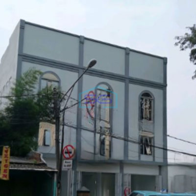 Disewakan Ruko Luas Bangunan  900 m² di Pasar Rebo Jakarta Timur