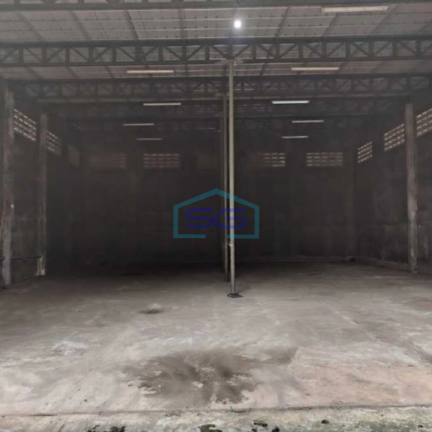 Dsewakan Gudang Luas Bangunan  800 m² Lokasi di Bekasi-1