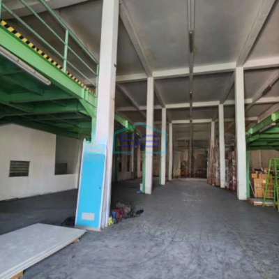 Disewakan Gudang Ada Lift Barang Luas Tanah  600 m² di Cengkareng Jakarta Barat