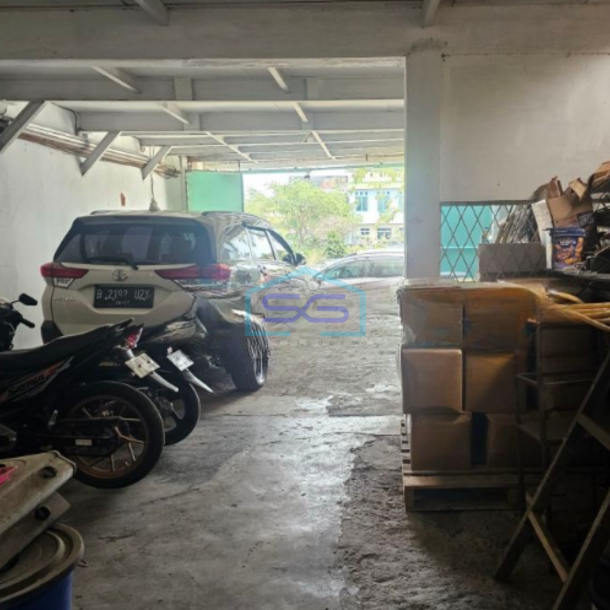 Dijual Gudang Luas Tanah  110 m² 2 Lantai Lokasi di Sunter Jakarta Utara-2