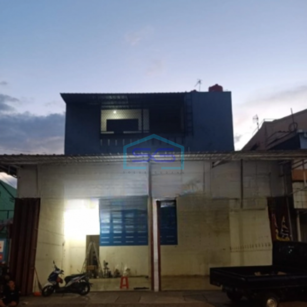 Disewakan Ruko 3 Lantai Luas Bangunan  429 m² di Pinggir Jalan Tanjung Priuk Jakarta Utara-2