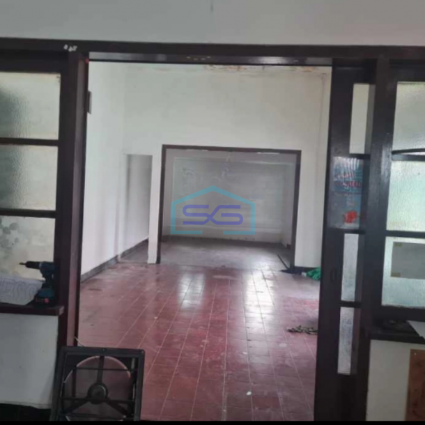 Disewakan Ruko Ada Lift Barang Luas Bangunan 382 m² di Sunter Jakarta Utara-2