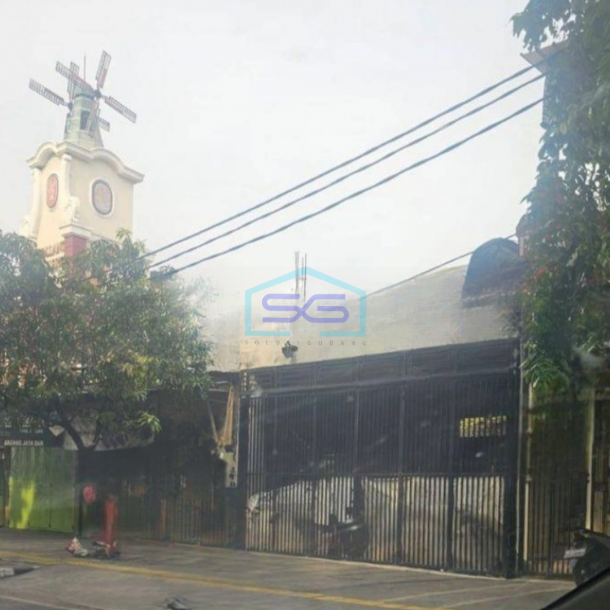 Disewakan Ruko di Tanjung Priok Jakarta Utara Luas Tanah 192 m²-1
