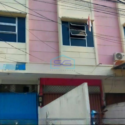 Disewakan Ruko di Tanjung Duren Jakarta Barat Luas Bangunan 180 m²