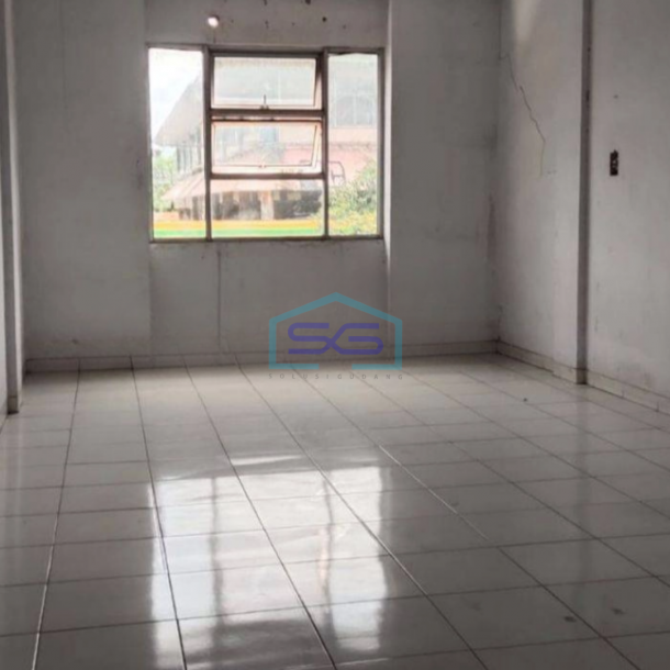 Disewakan Ruko di Tanjung Duren Jakarta Barat Luas Bangunan 180 m²-1