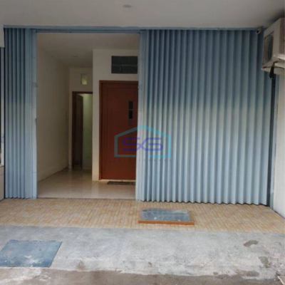 Disewakan Ruko di Pangeran Jayakarta Jakarta Pusat Luas Bangunan 229 m²